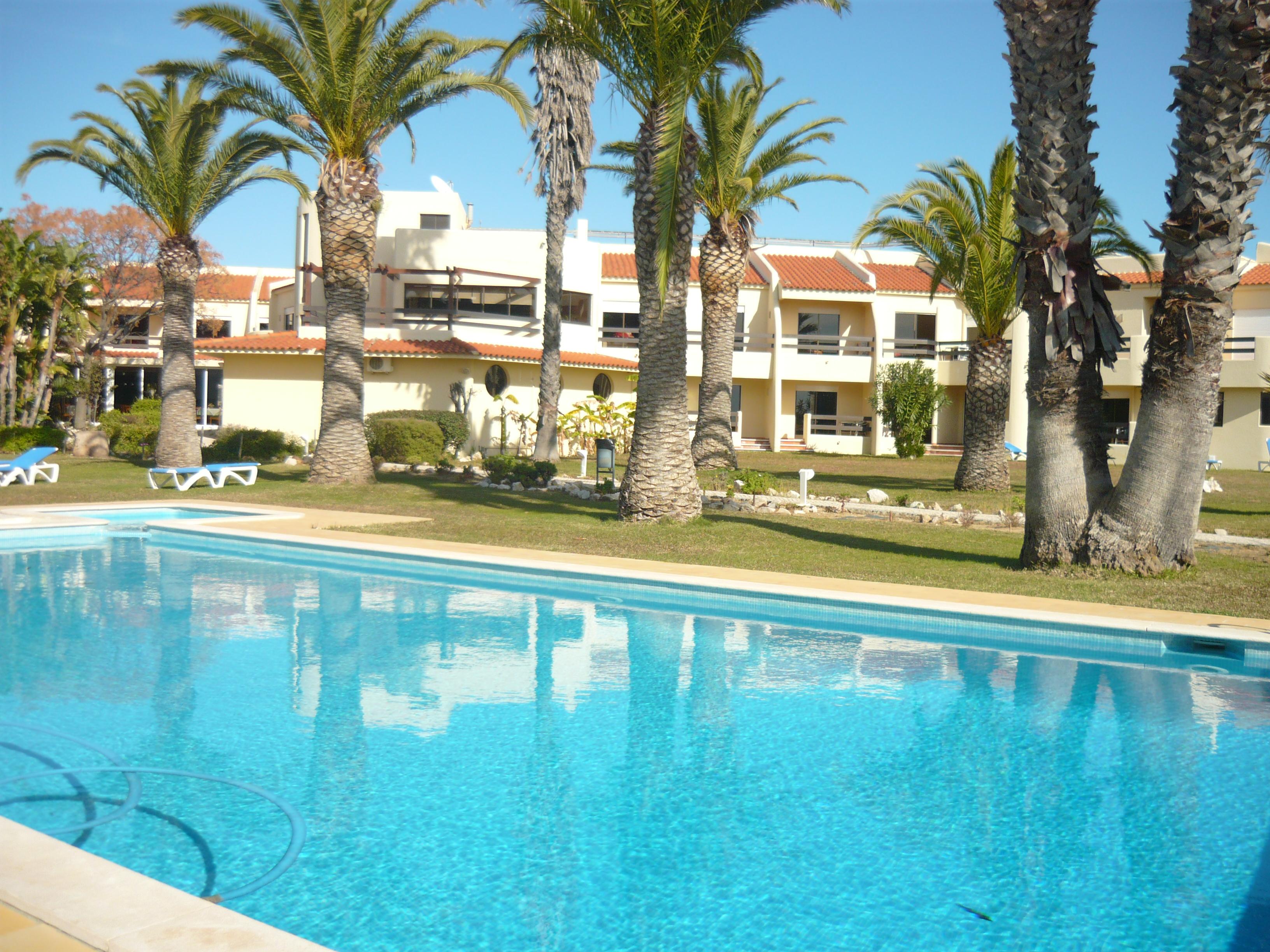 Praia Da Lota Resort - Beachfront Hotel Manta Rota Bagian luar foto